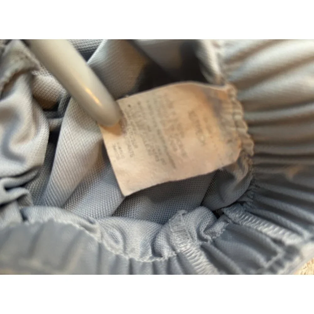 2 Under Armour  Women's Shorts Gray and Black Size XS - Picture 10 of 12